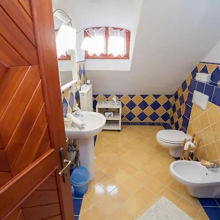 Gella Kuria * Balatonszolos