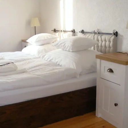 Гостевой дом Gella Kuria *