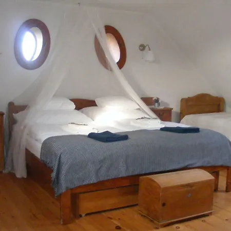 Гостевой дом Gella Kuria *