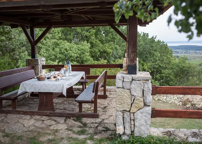 Vendégház Gella Kuria Balatonszőlős