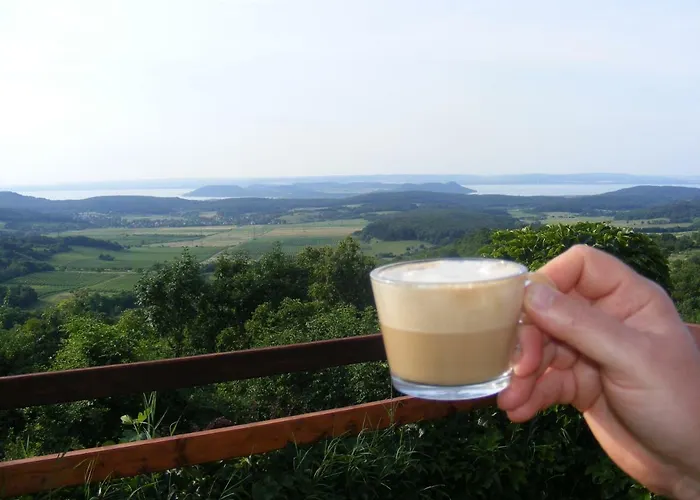 Gella Kuria Balatonszőlős