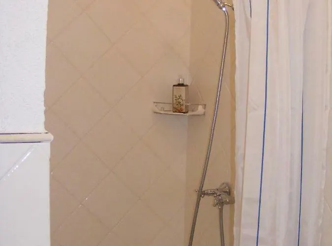 Vendégház Gella Kuria